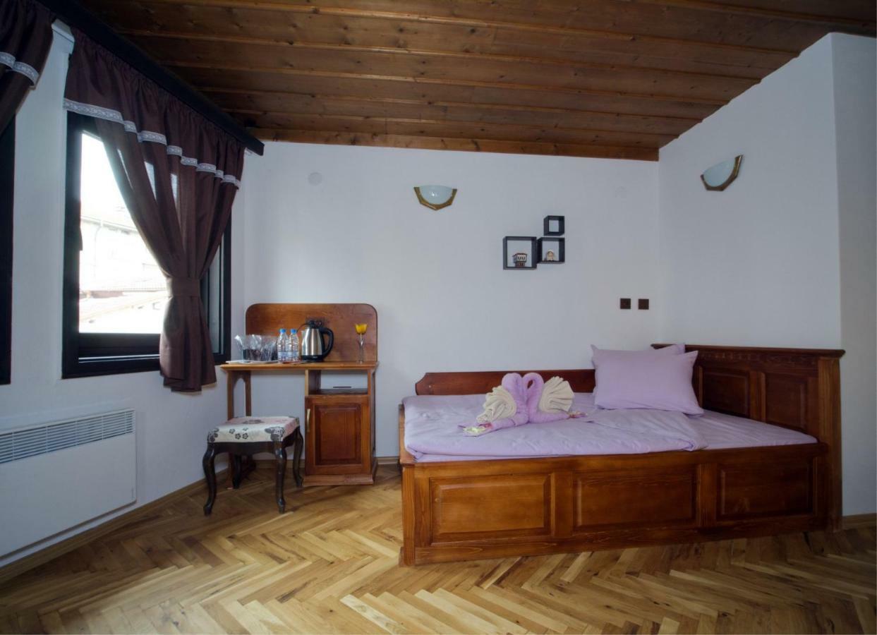 Гурме Хаус Gabrovo Kültér fotó